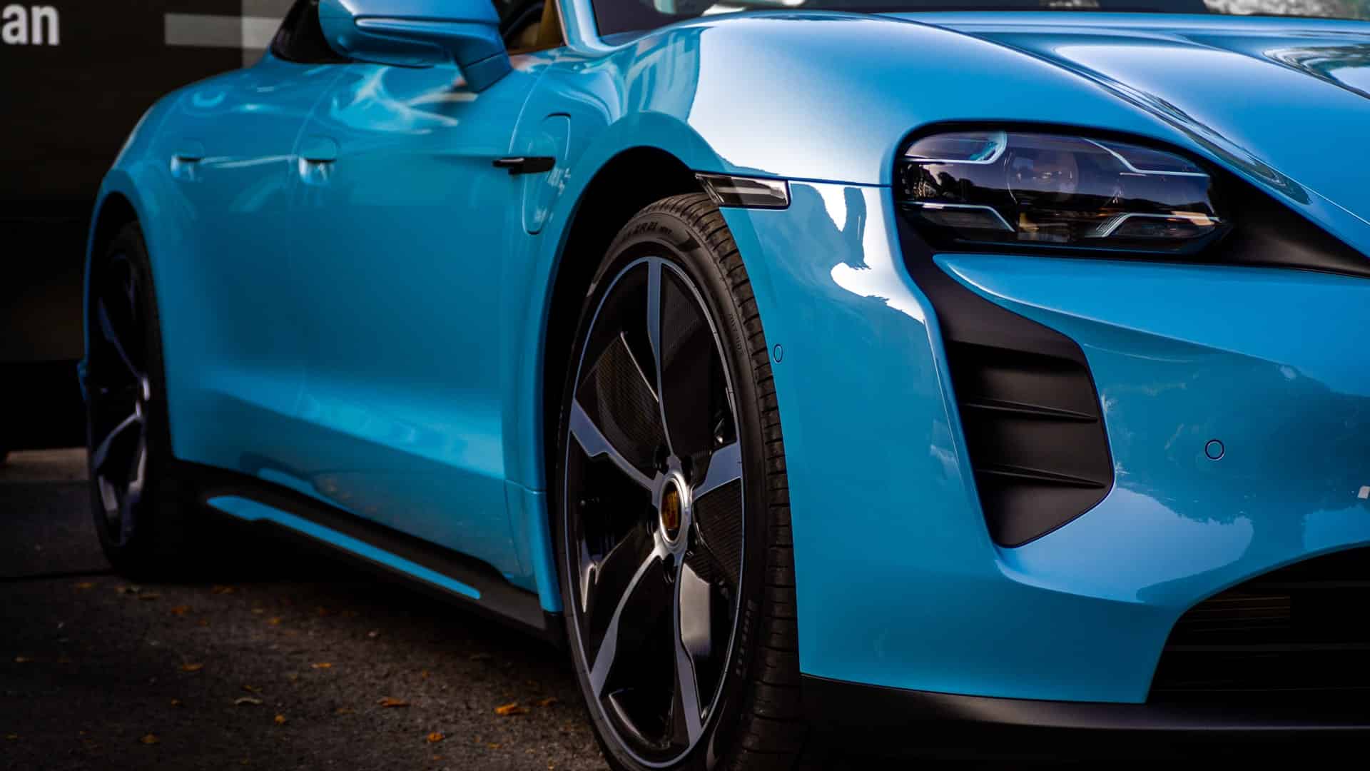 Drømmer du om en Porsche Taycan?